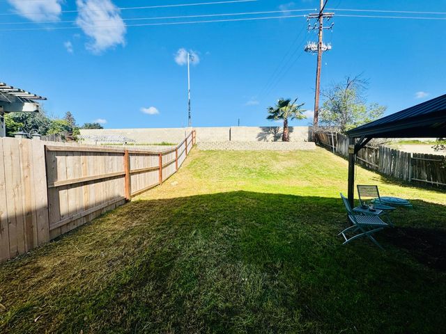 5308 Eastridge Court, Bakersfield, CA 93306