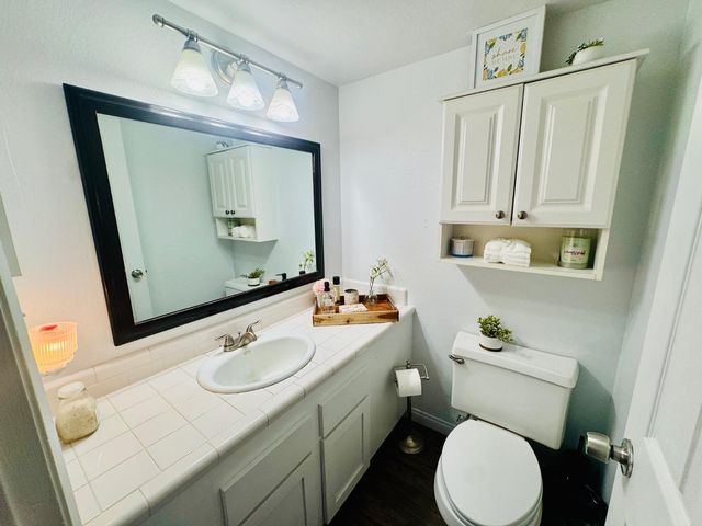 5308 Eastridge Court, Bakersfield, CA 93306