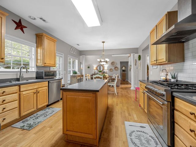 343 Rhapsody Lane, Boiling Springs, SC 29316