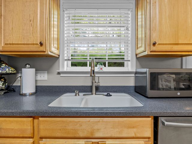343 Rhapsody Lane, Boiling Springs, SC 29316