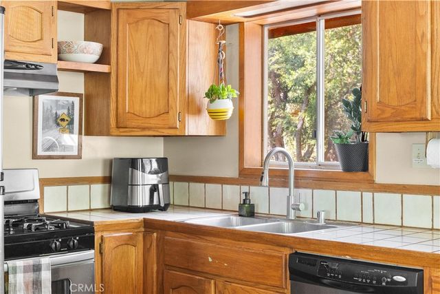 1429 Zermatt Drive, Pine Mountain Club, CA 93222