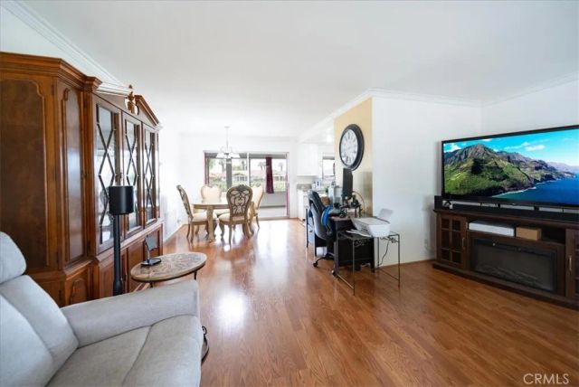 451 Olympia, Hemet, CA 92543
