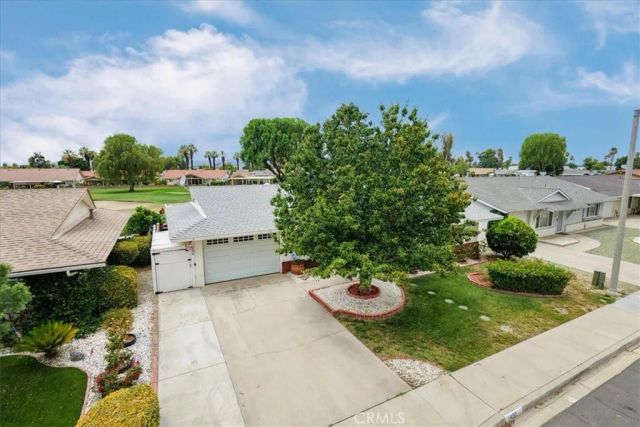 451 Olympia, Hemet, CA 92543