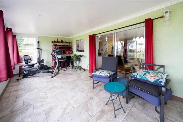 451 Olympia, Hemet, CA 92543
