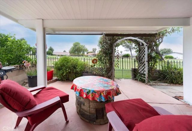 451 Olympia, Hemet, CA 92543