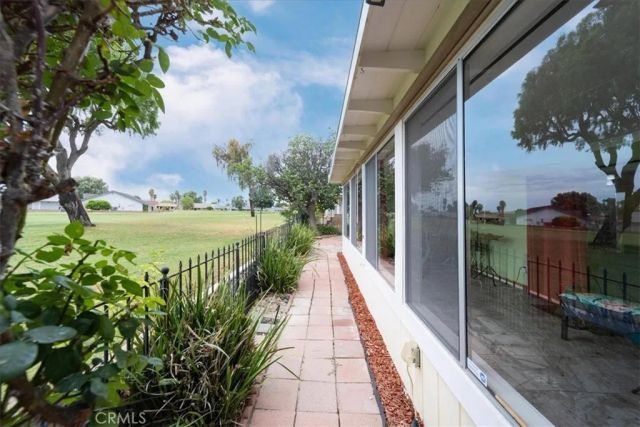 451 Olympia, Hemet, CA 92543