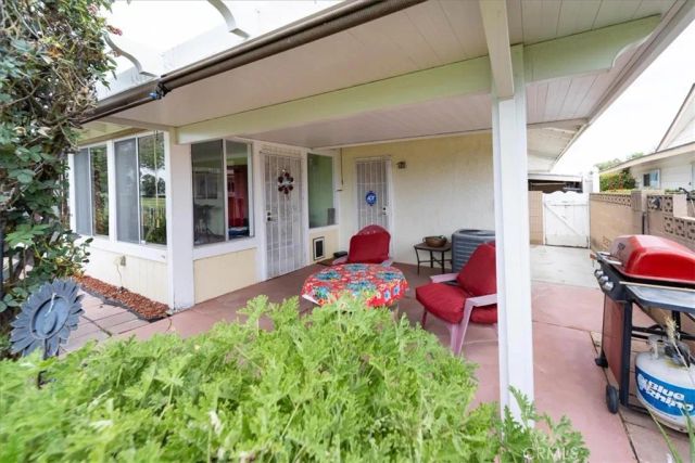 451 Olympia, Hemet, CA 92543