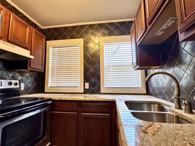6006 Worth Street 2, Dallas, TX 75214