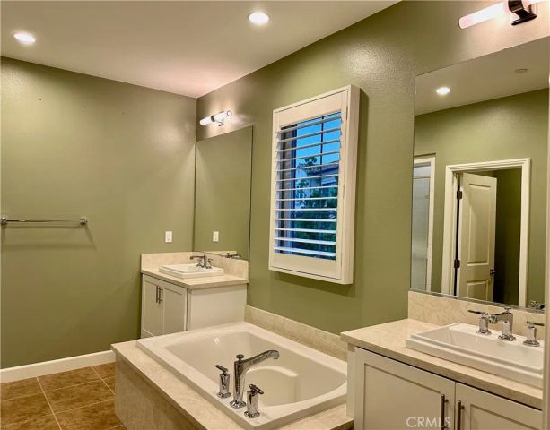 55 Wild Horse, Irvine, CA 92602