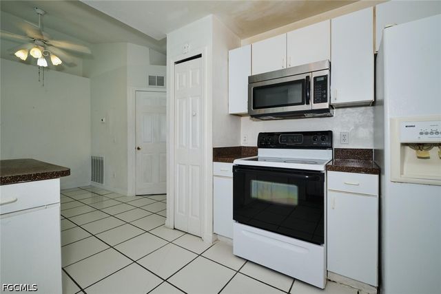 2813 SW 43rd ST, Cape Coral, FL 33914