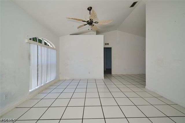 2813 SW 43rd ST, Cape Coral, FL 33914