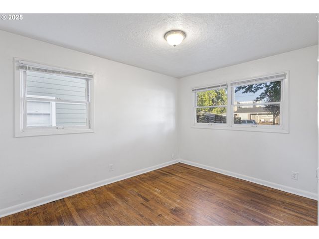 300 BALTIMORE Way, Vancouver, WA 98664