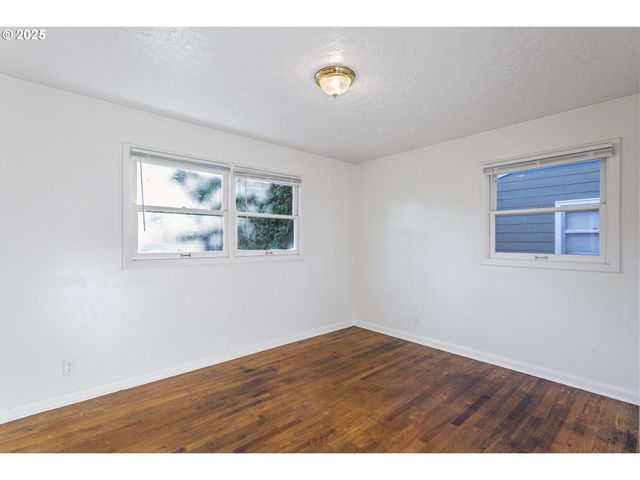 300 BALTIMORE Way, Vancouver, WA 98664