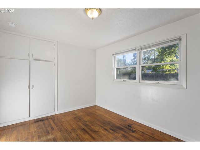 300 BALTIMORE Way, Vancouver, WA 98664