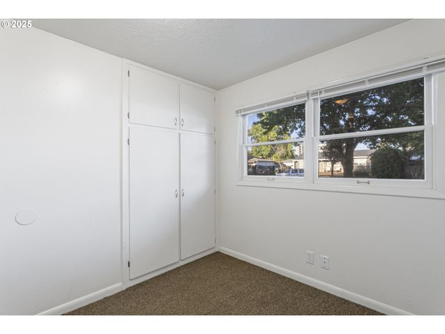 300 BALTIMORE Way, Vancouver, WA 98664