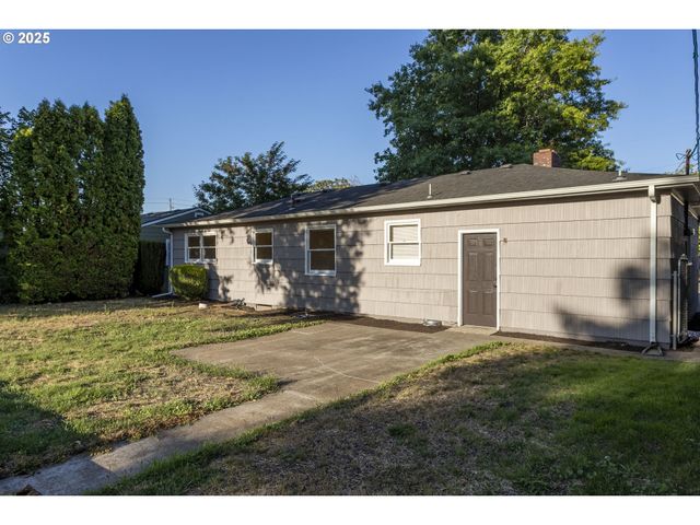300 BALTIMORE Way, Vancouver, WA 98664
