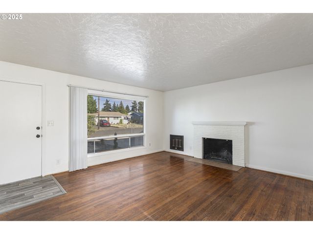 300 BALTIMORE Way, Vancouver, WA 98664