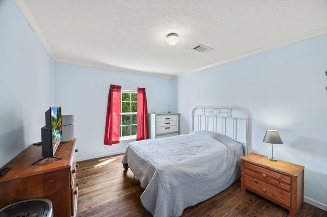 142 Tobe Lane, Celina, TN 38551