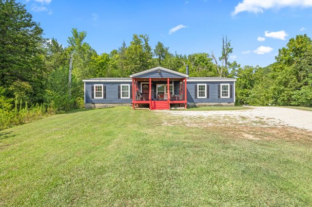 142 Tobe Lane, Celina, TN 38551