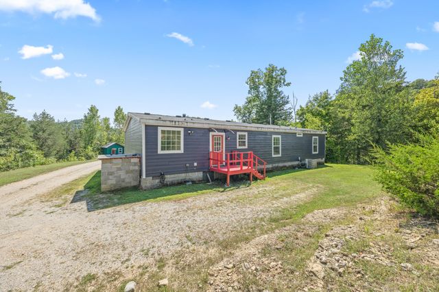 142 Tobe Lane, Celina, TN 38551