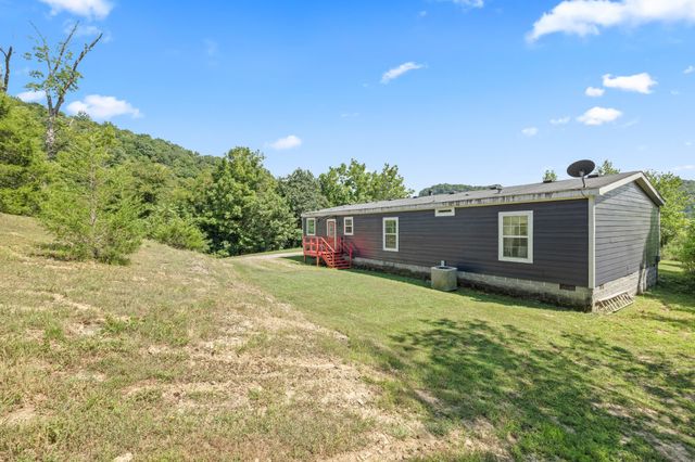 142 Tobe Lane, Celina, TN 38551