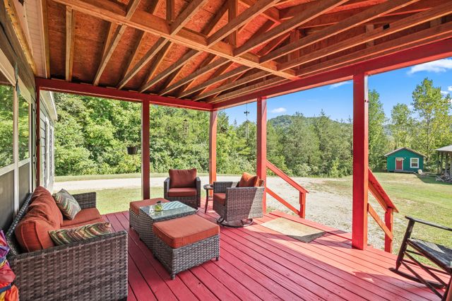 142 Tobe Lane, Celina, TN 38551