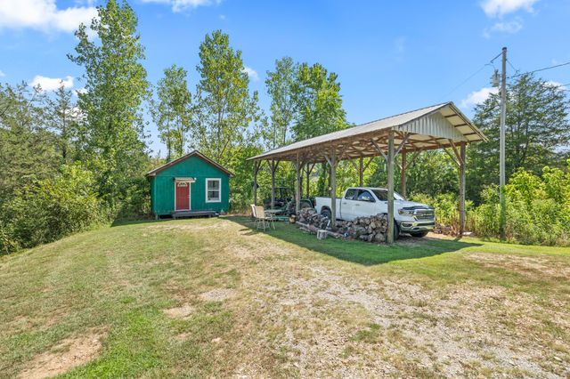 142 Tobe Lane, Celina, TN 38551