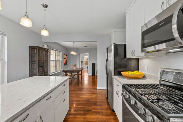 527 Eleanor Ave, San Antonio, TX 78209