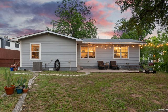 527 Eleanor Ave, San Antonio, TX 78209