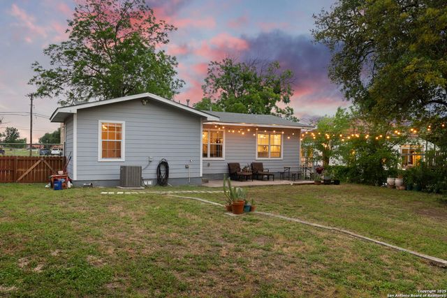 527 Eleanor Ave, San Antonio, TX 78209