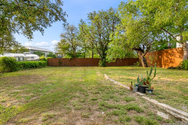 527 Eleanor Ave, San Antonio, TX 78209