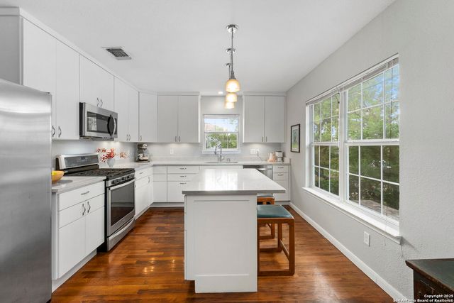 527 Eleanor Ave, San Antonio, TX 78209