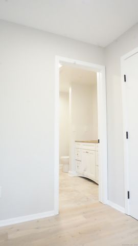 24 Overlook Drive 24, Monroe, CT 06468