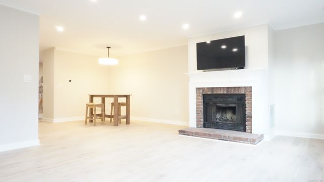 24 Overlook Drive 24, Monroe, CT 06468