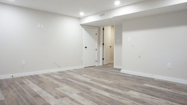 24 Overlook Drive 24, Monroe, CT 06468