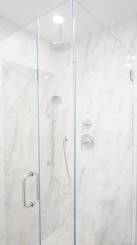 24 Overlook Drive 24, Monroe, CT 06468