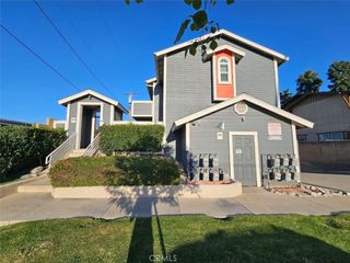 1120 Nicklett Avenue J, Fullerton, CA 92833