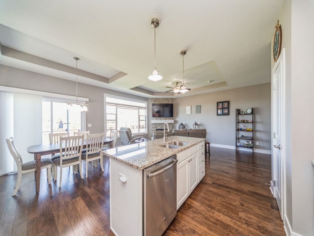 255 Abigail Lane, Waukee, IA 50263