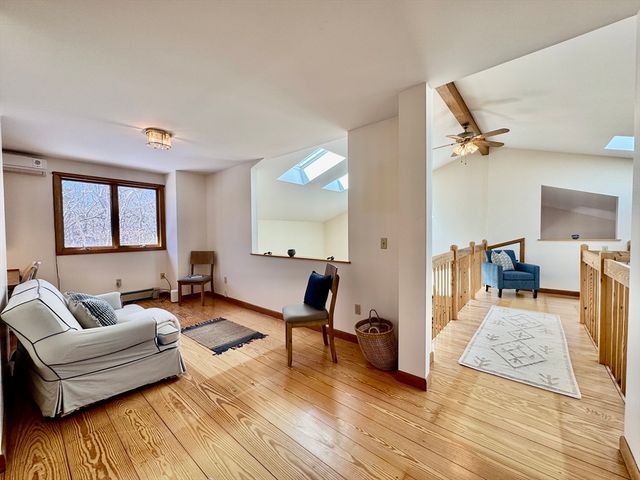 103 Meadow View Road, Oak Bluffs, MA 02557