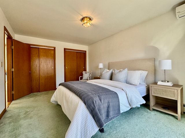 103 Meadow View Road, Oak Bluffs, MA 02557