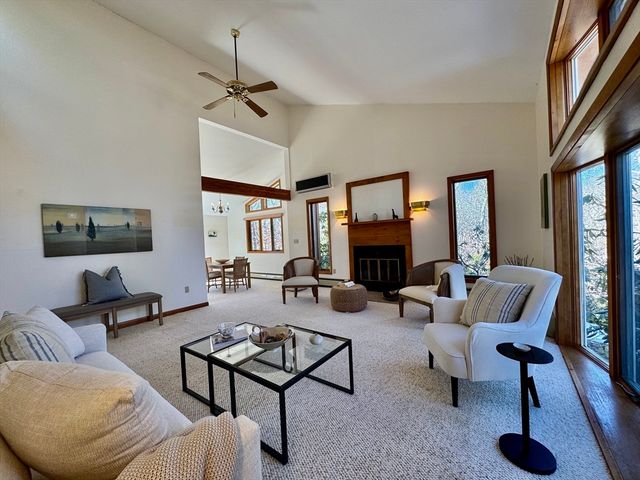 103 Meadow View Road, Oak Bluffs, MA 02557