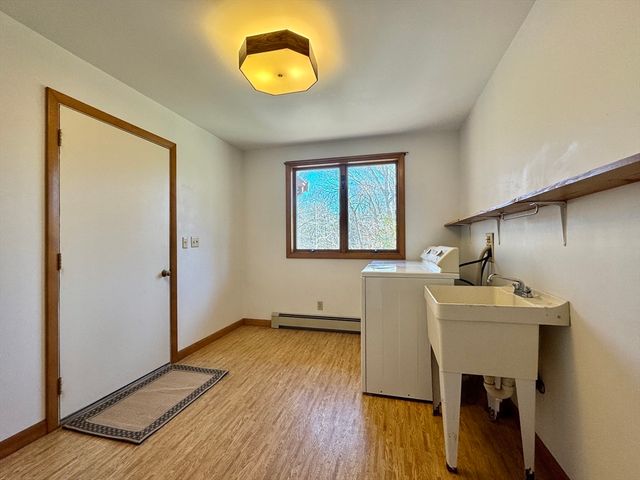 103 Meadow View Road, Oak Bluffs, MA 02557