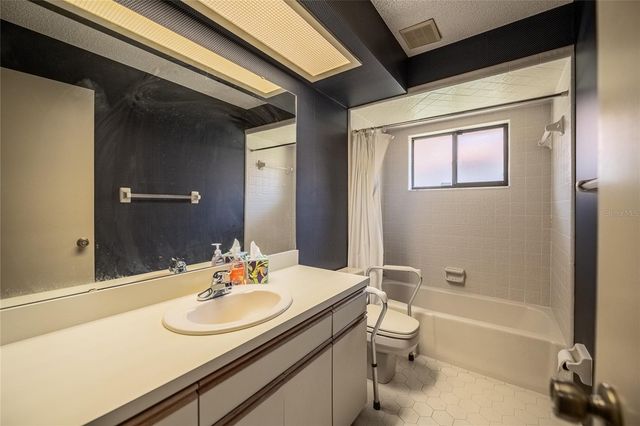 1101 ROLLING WOODS LANE, Lakeland, FL 33813