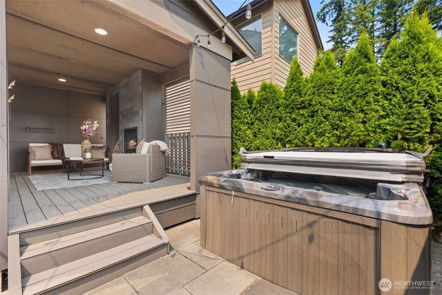 27401 239th Place SE, Maple Valley, WA 98038