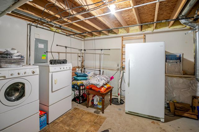 2574 Winterberry Street, Holt, MI 48842