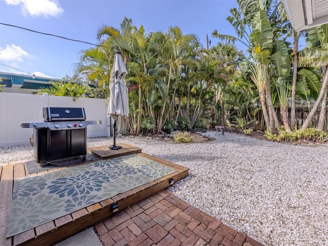 632 PARK DRIVE, Bradenton, FL 34209