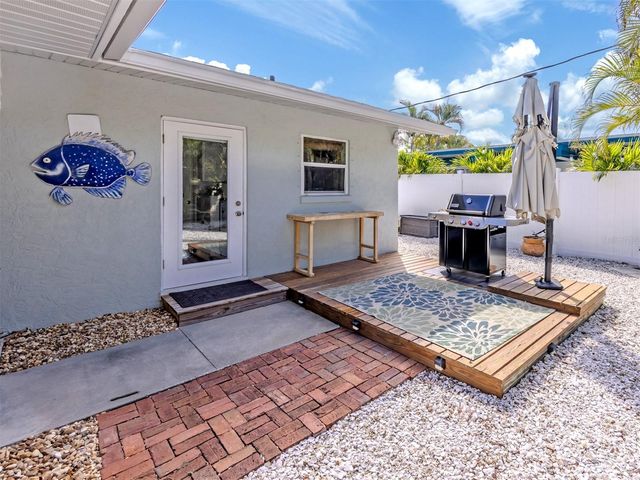 632 PARK DRIVE, Bradenton, FL 34209