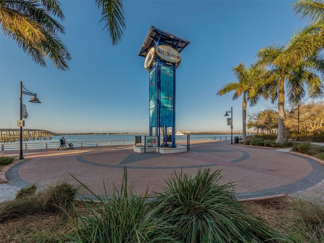 632 PARK DRIVE, Bradenton, FL 34209