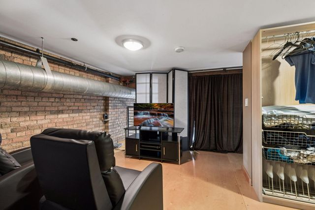 801 Washington Avenue N 321, Minneapolis, MN 55401