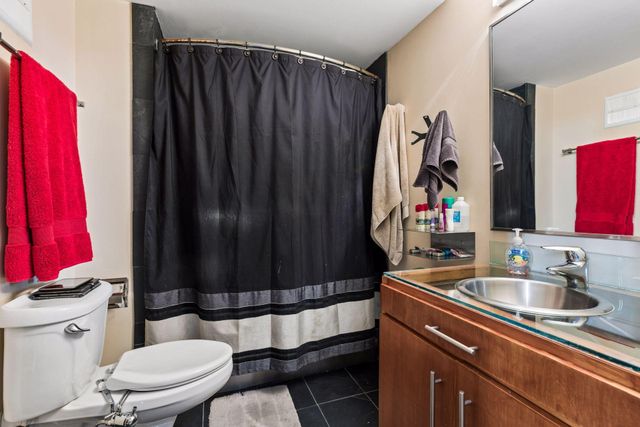 801 Washington Avenue N 321, Minneapolis, MN 55401